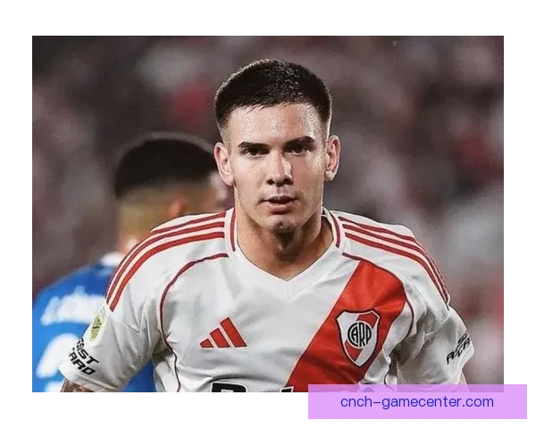 马斯坦托诺回应外界评价称我不是梅西也非最差引援强调专注表现